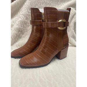 Size 6.5 - Kenneth Cole Emerson boot - NWT - RETAILS $109